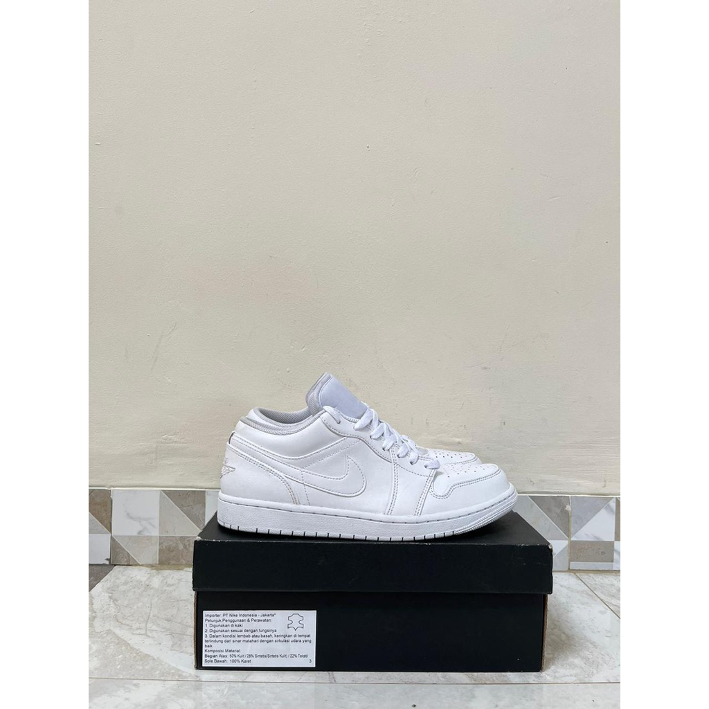 Nike Air Jordan 1 Low Triple White