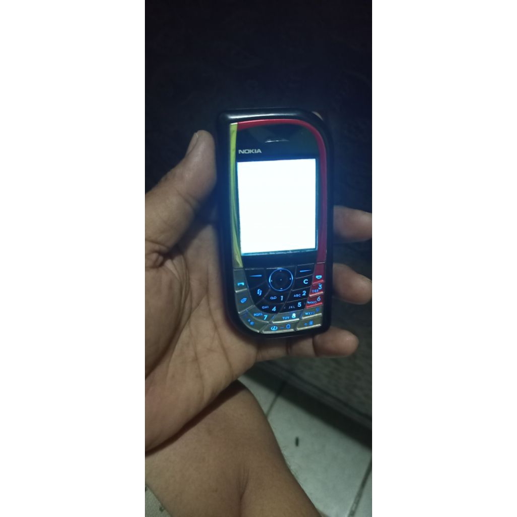 BAHAN Nokia 7610