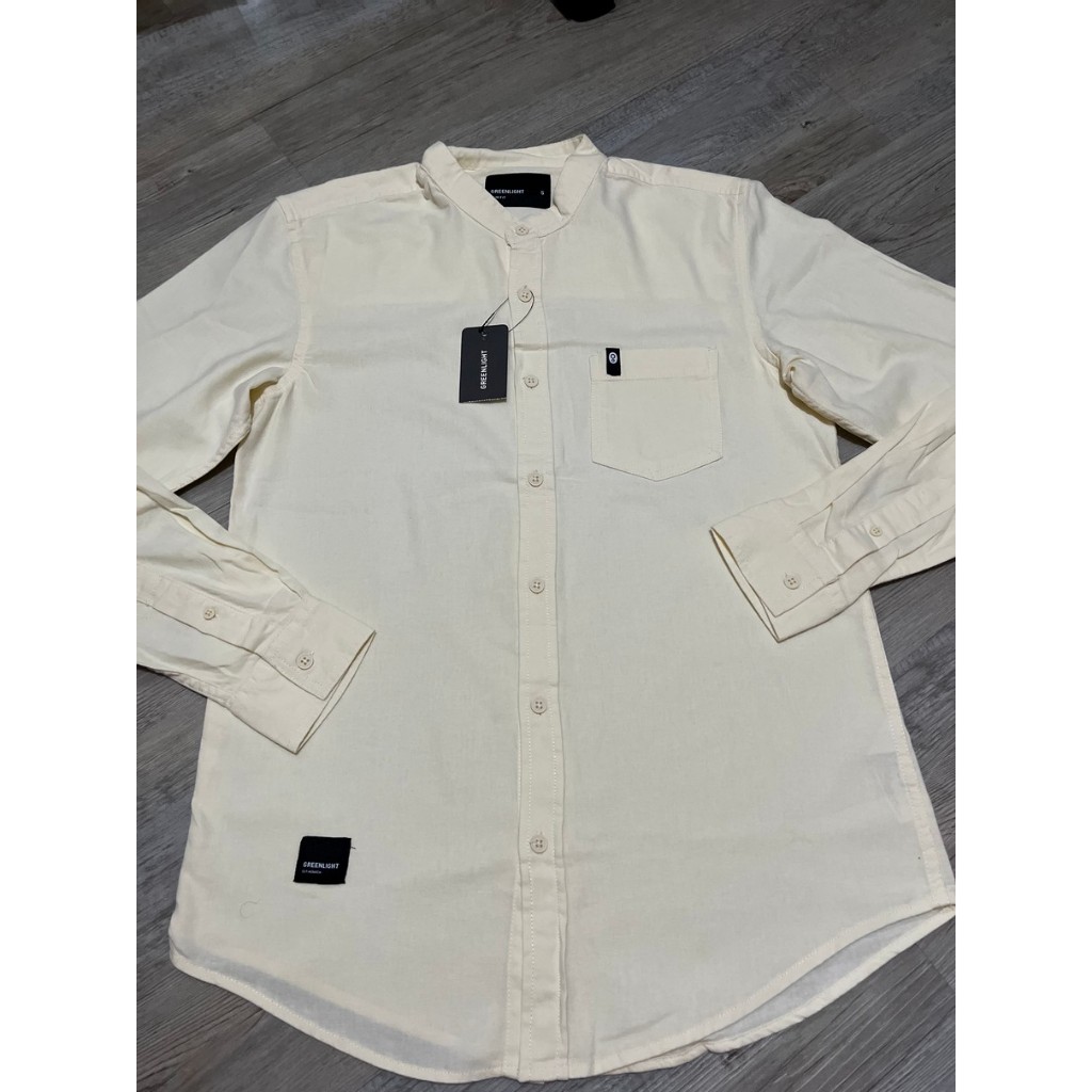 KEMEJA KOKO GRLT CREM ARIEL NOAH SIZE S