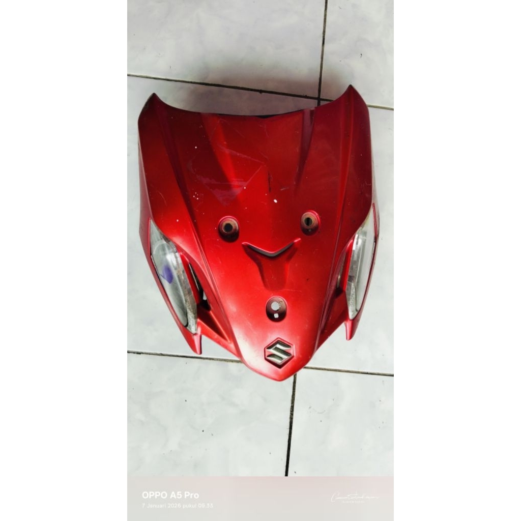 Tameng depan dasi panel dada depan Suzuki smash TITAN original second ( ada minus tempat baut 1pcs )