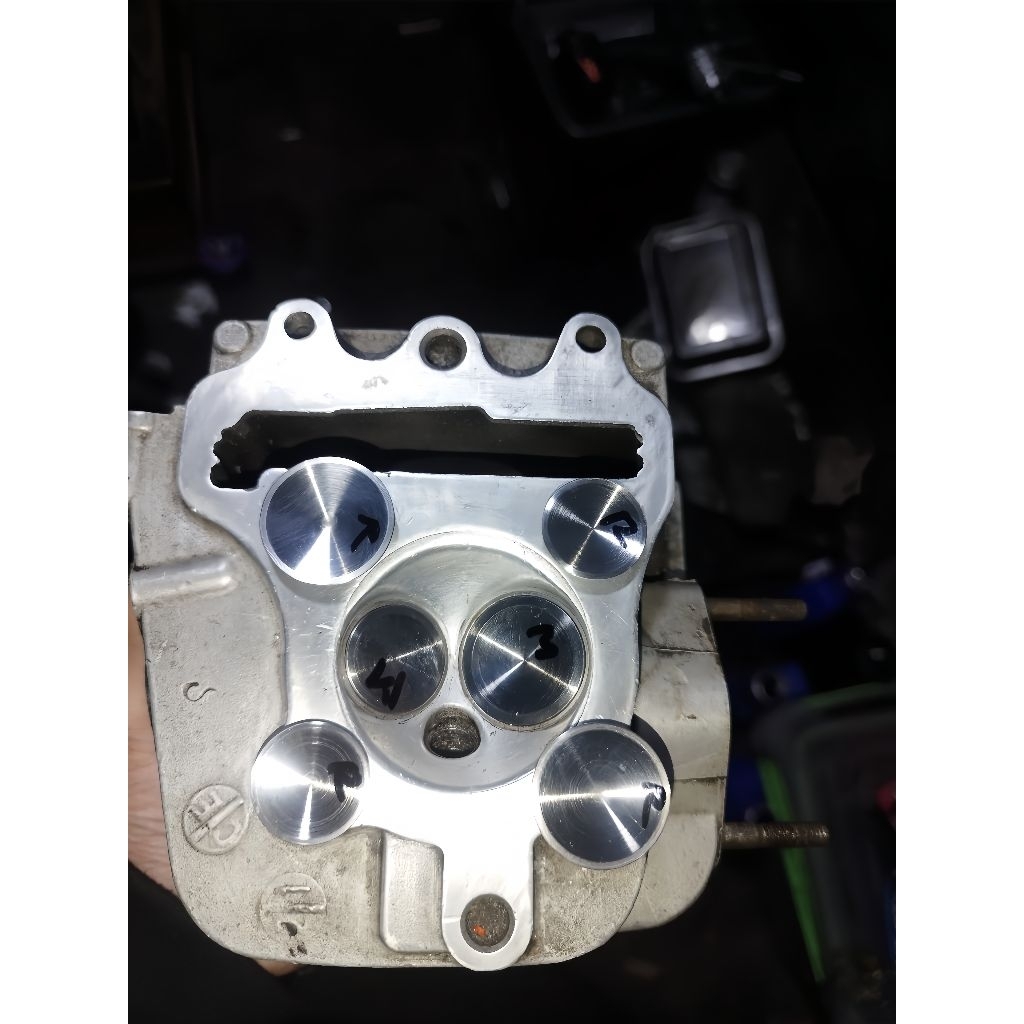 Klep KLX pnp BEAT 1 SET in/ex pnp head STD beat karbu,Scopy,esp,k44,kzl,kvb. kompetisi 113-130 mp7