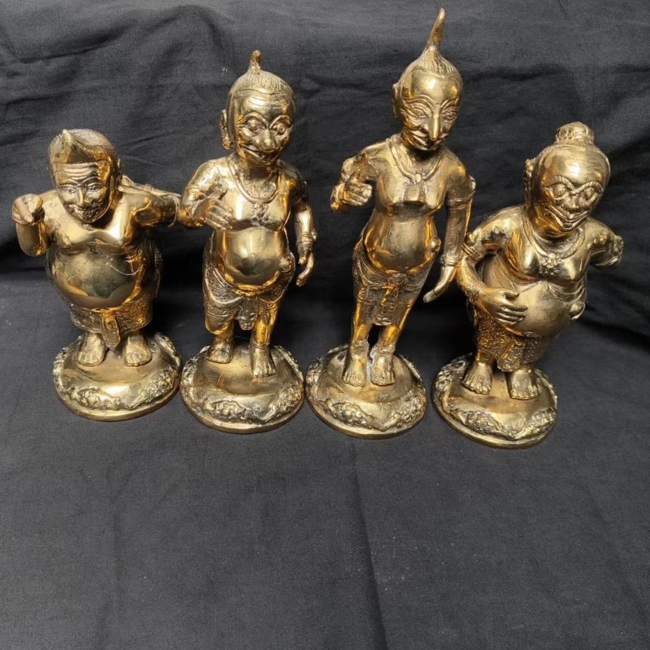 Sepaket isi 4 Pcs Patung Wayang Punakawan Warna Kuning Emas