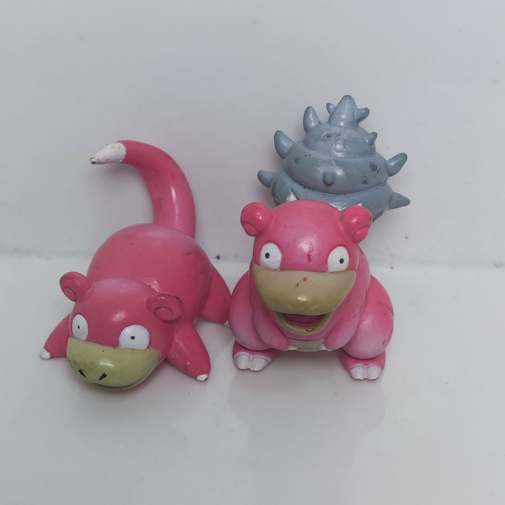 Pokemon Tomy set Slopoke dan Slobro