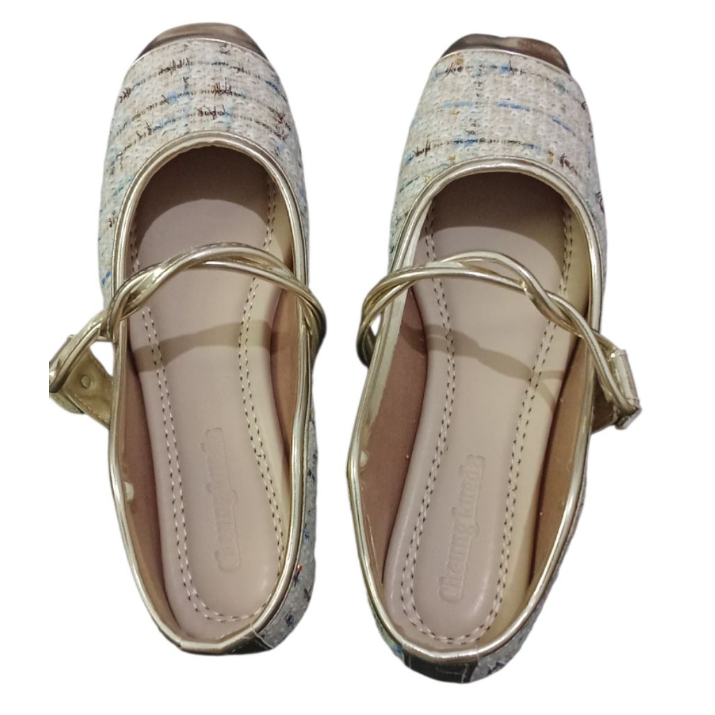 CHEUNG KUEDZ FLATS KANVAS