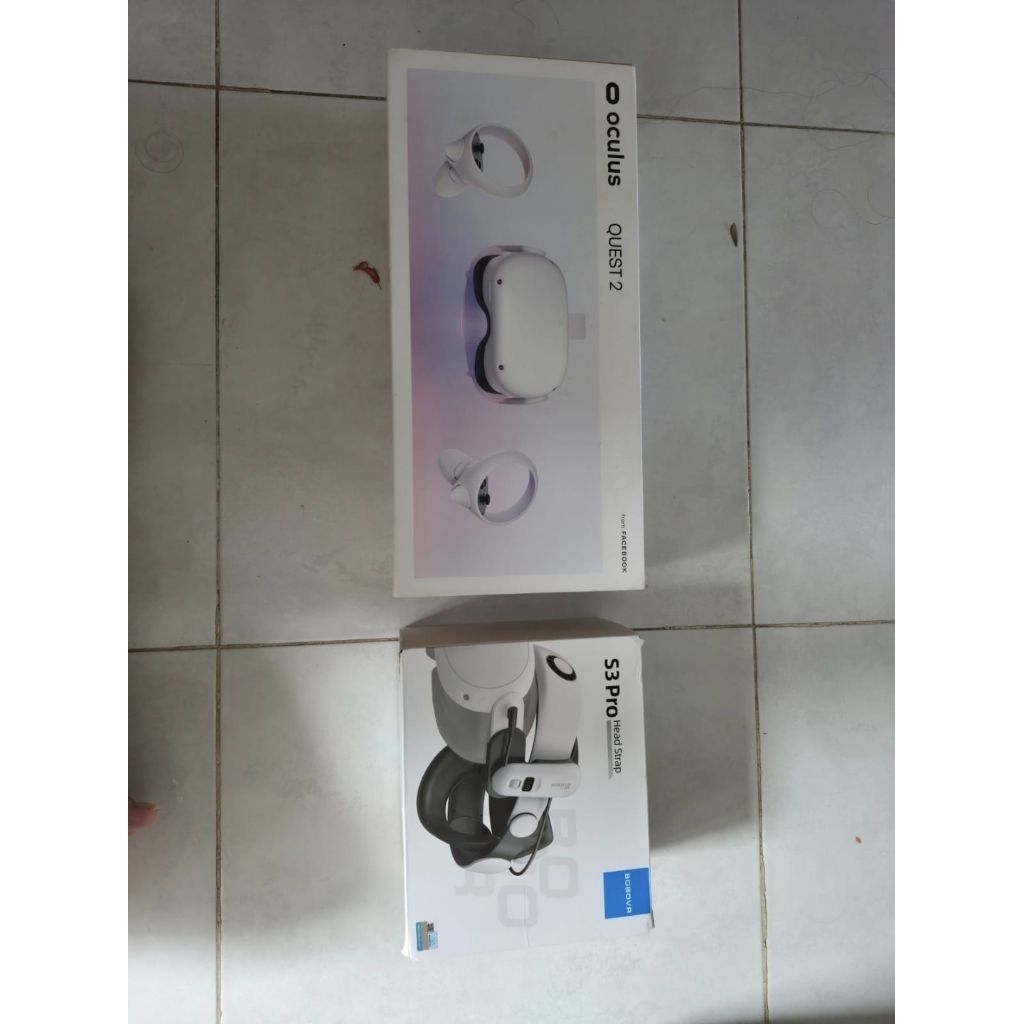 VR headset Oculus Quest 2 - 64 gb