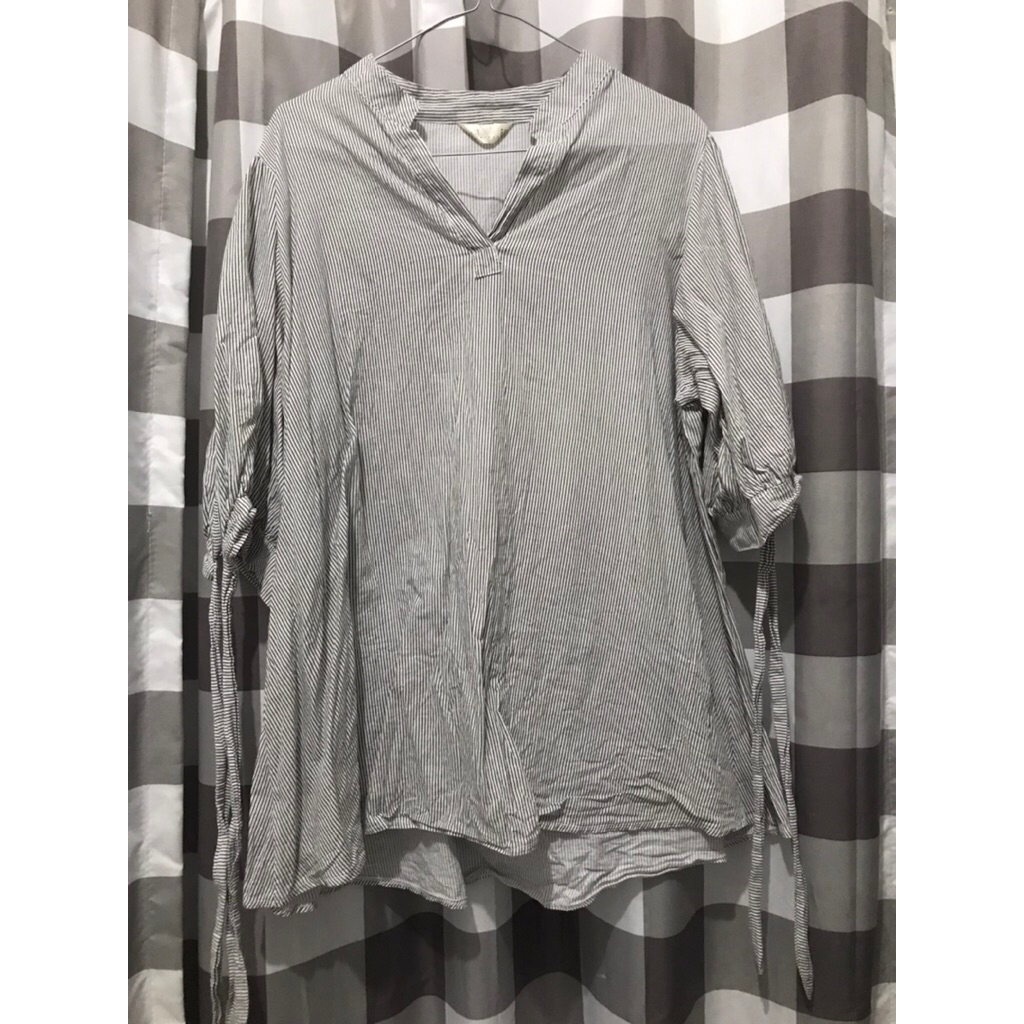 kemeja blouse lengan puff