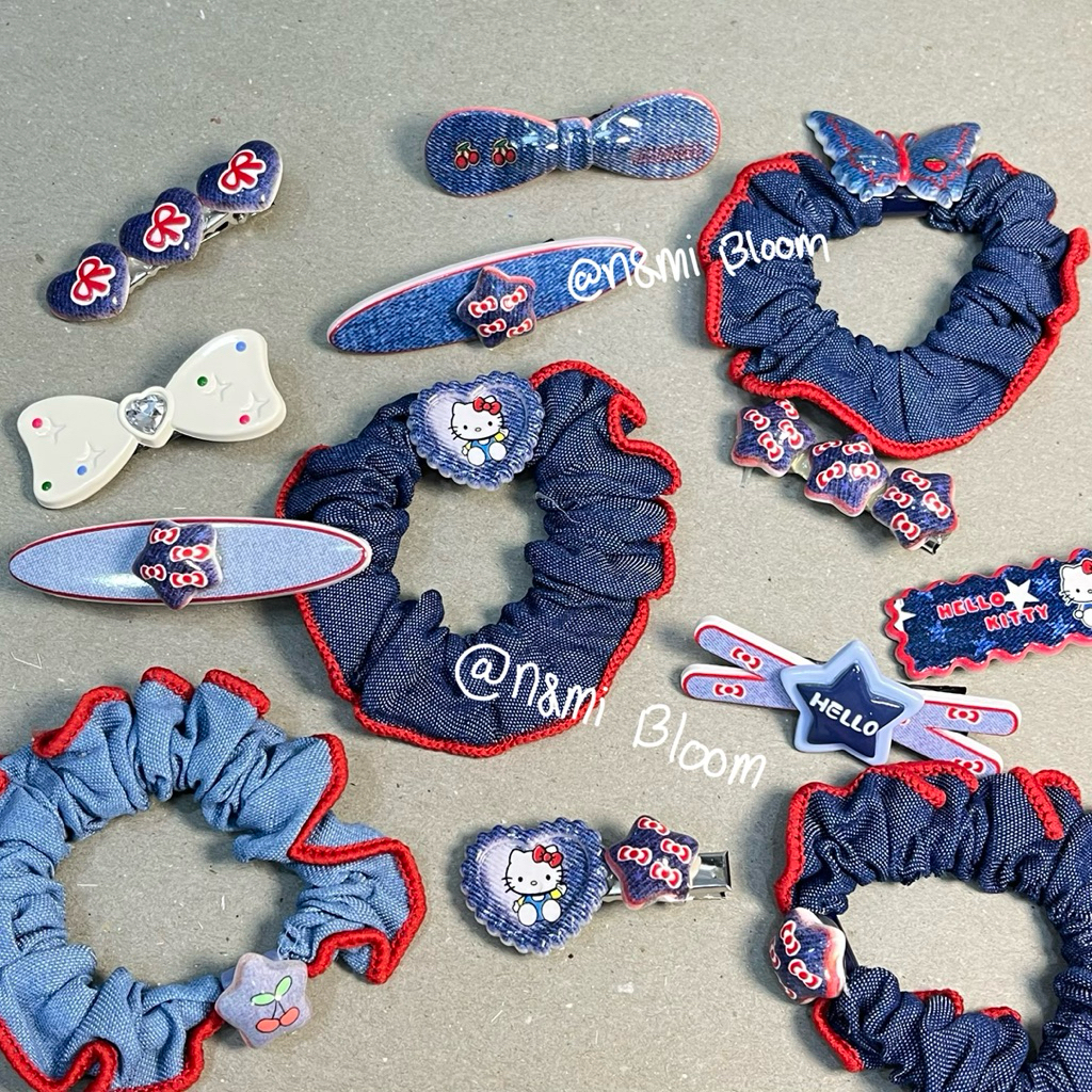 Jepit Rambut Y2K Denim Hello Kitty / Bundle Set Scrunchie + Hair Clip Navy Aesthetic