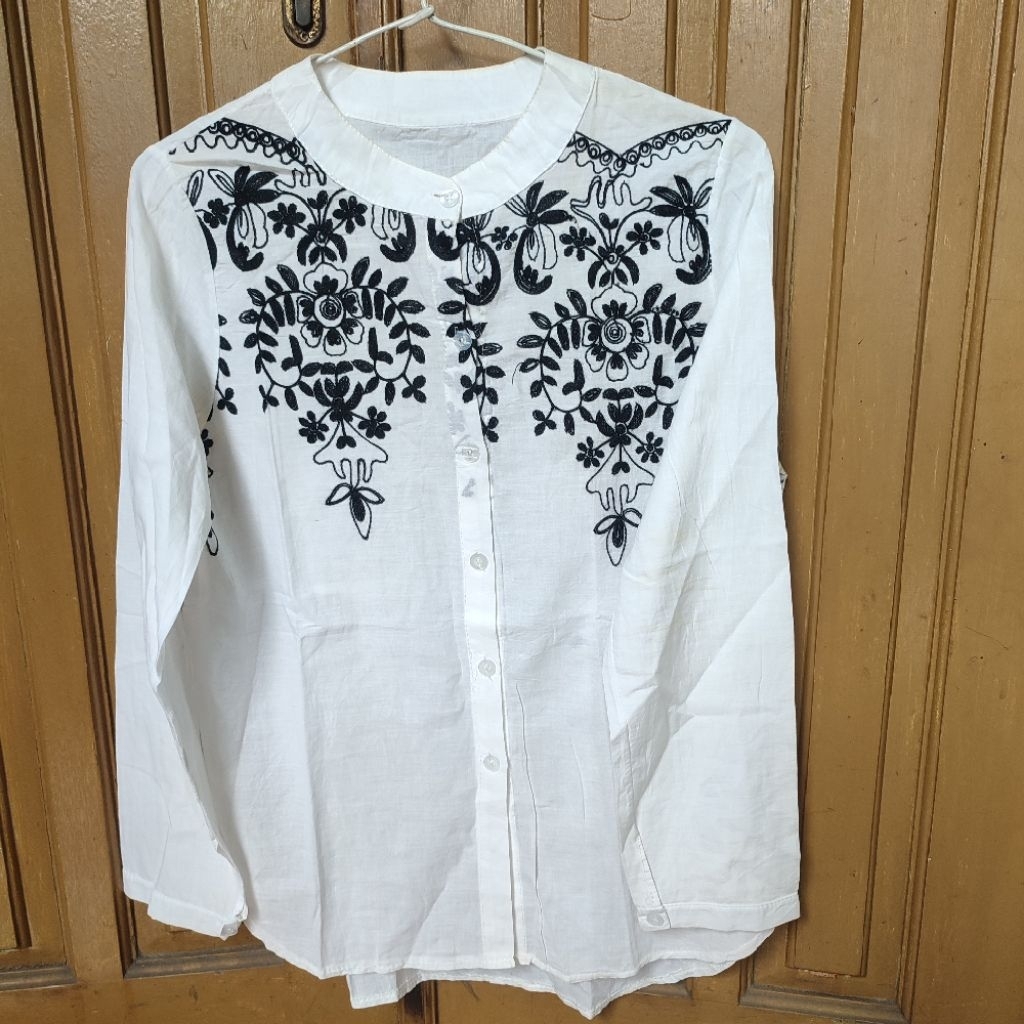 Blouse Katun Bordir Hitam Putih Polos