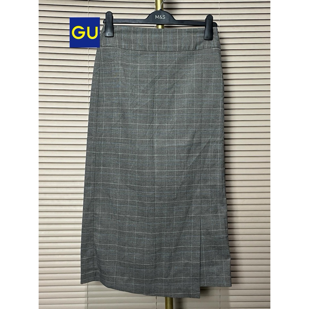 ROK SPAN TARTAN GU UNIQLO SIZE L
