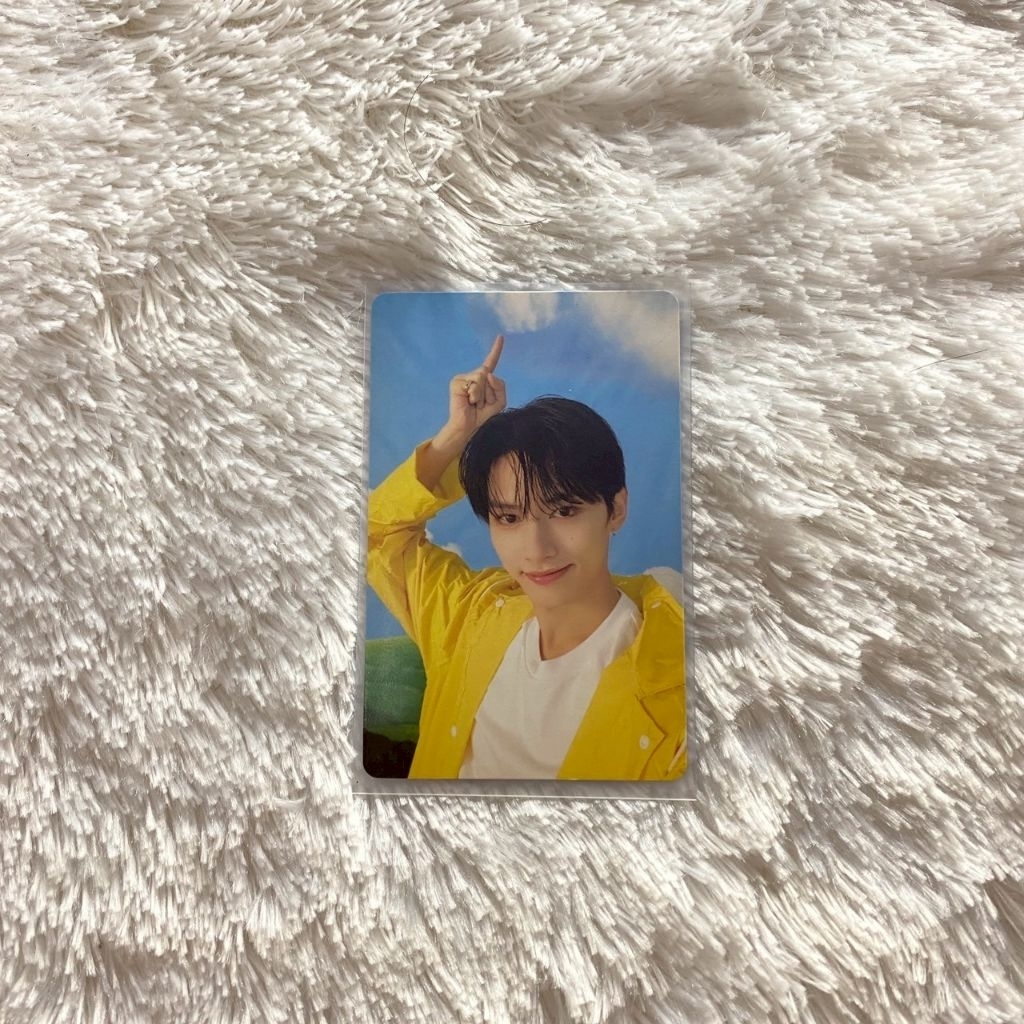 (READY STOCK) SEVENTEEN MOON WEN JUNHUI HEAVEN CARVER CARAT VERSION PHOTOCARD PC