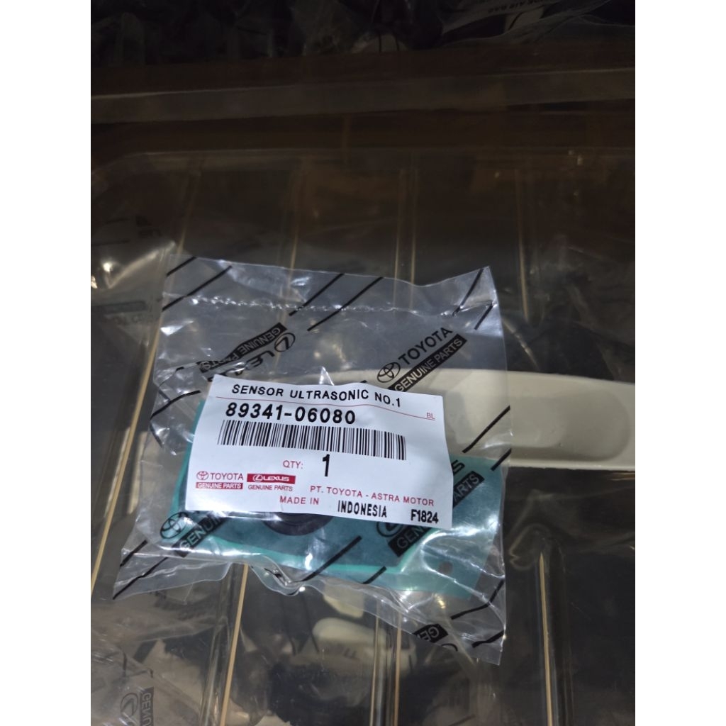 SENSOR ULTRASONIC NO.1 89341-06080 TOYOTA INNOVA REBORN FACELIFT WARNA HITAM