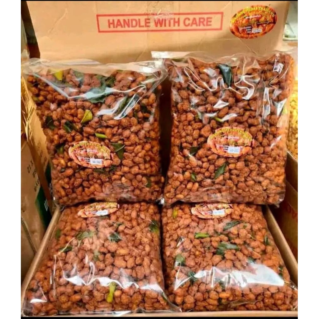 Kacang Thailand pedas manis daun jeruk kemasan 1 ball isi 2.5kg