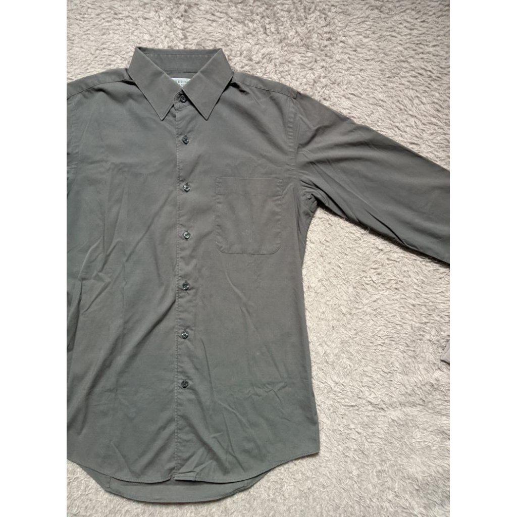 [PRELOVED] kemeja slimfit