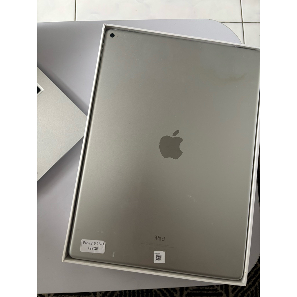 Ipad pro 12,9inci second like new