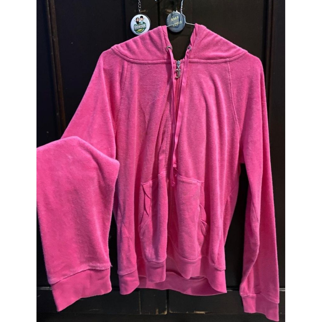 jaket juicy pink co carousell