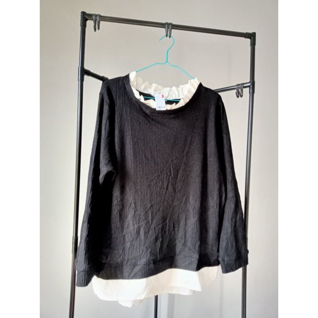 PRELOVED SWEATER RAJUT BAHAN RAJUT TEBAL