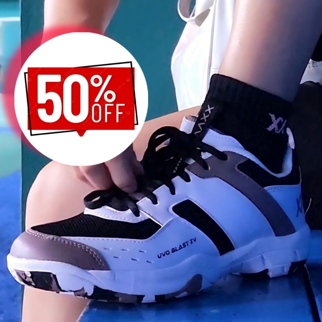 MAXX UVO BLAST 4 sepatu badminton ringan dan nyaman