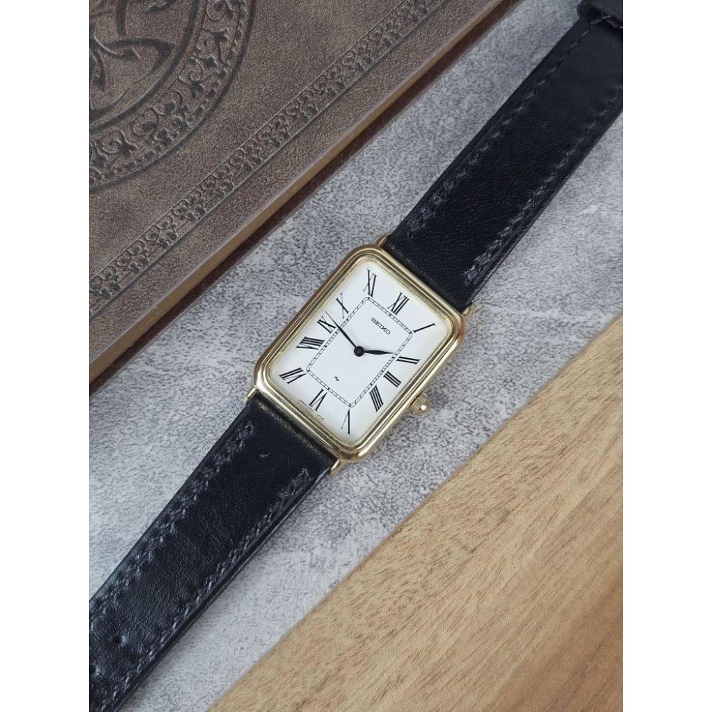 SeikoTank Manual Winding Roman 2220-3460