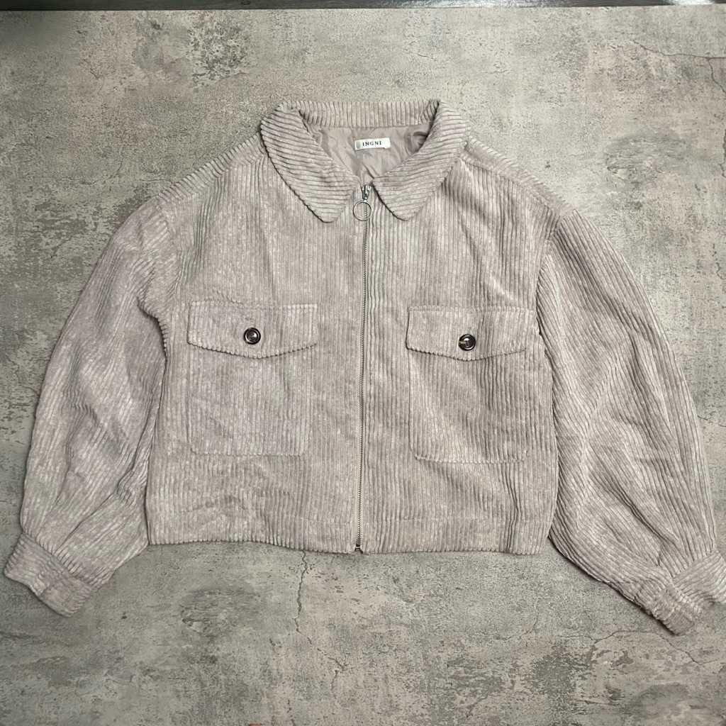 work jacket merk ingni boxy corduroy second