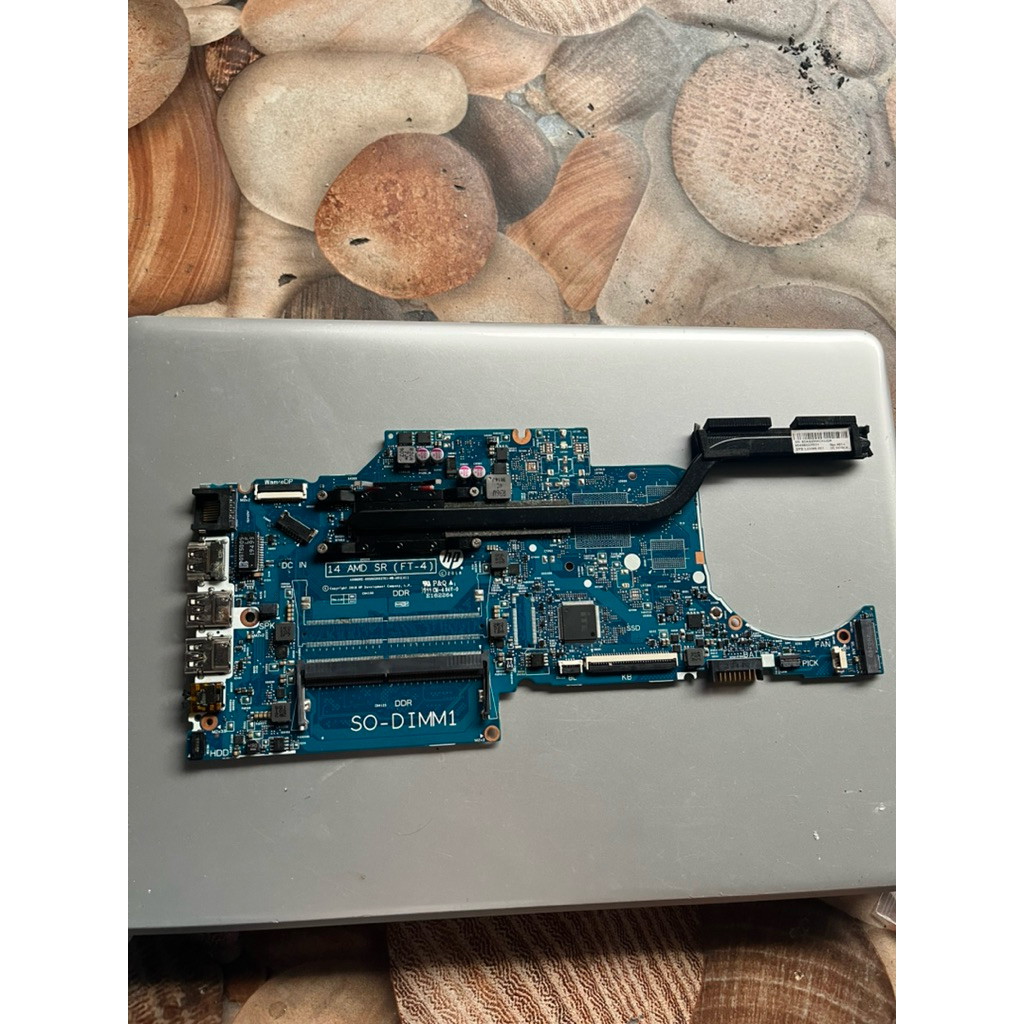 mainboard hp 14s dk amd A4 kondisi no display