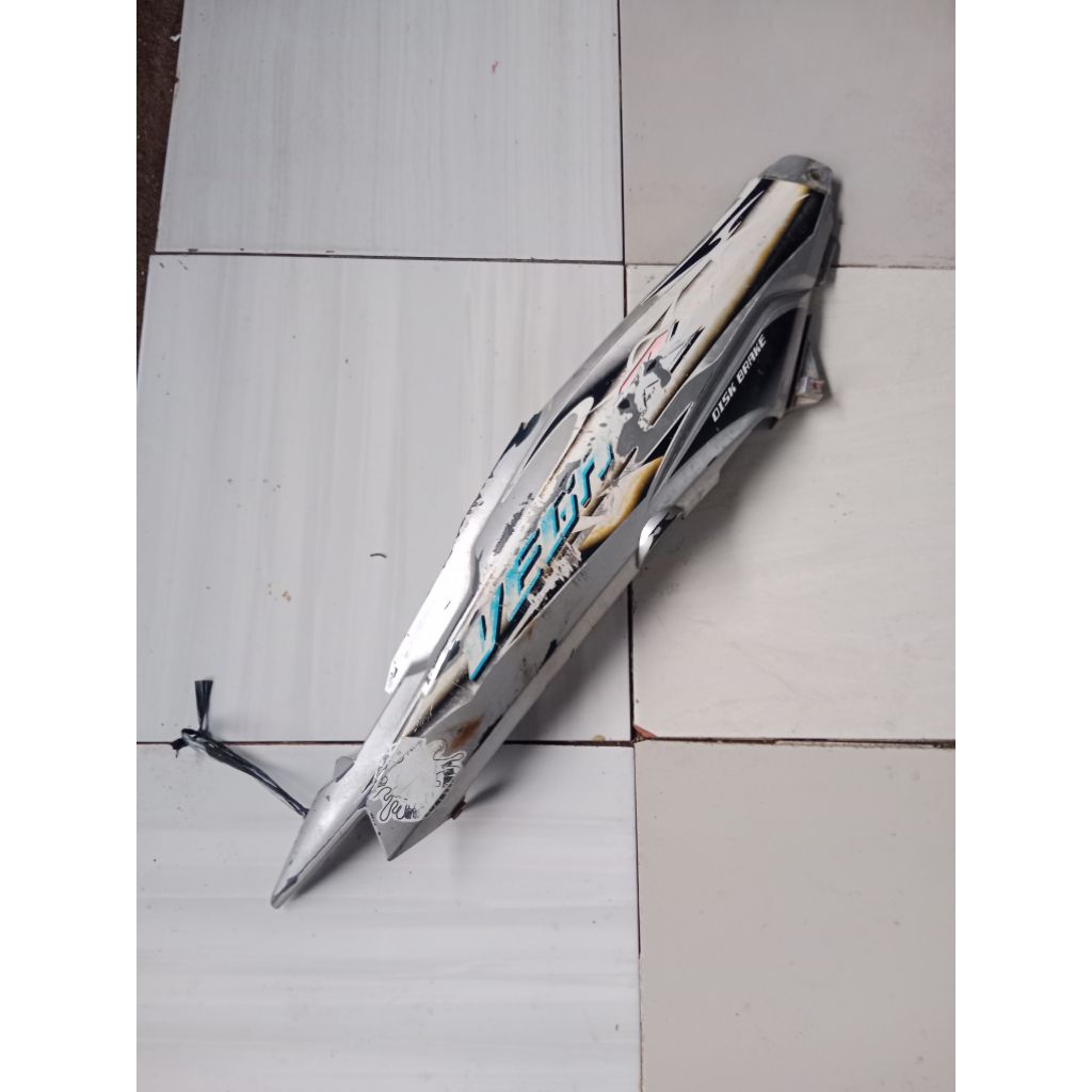 Body belakang Yamaha Vega R New cuma Kanan. Original. Seken