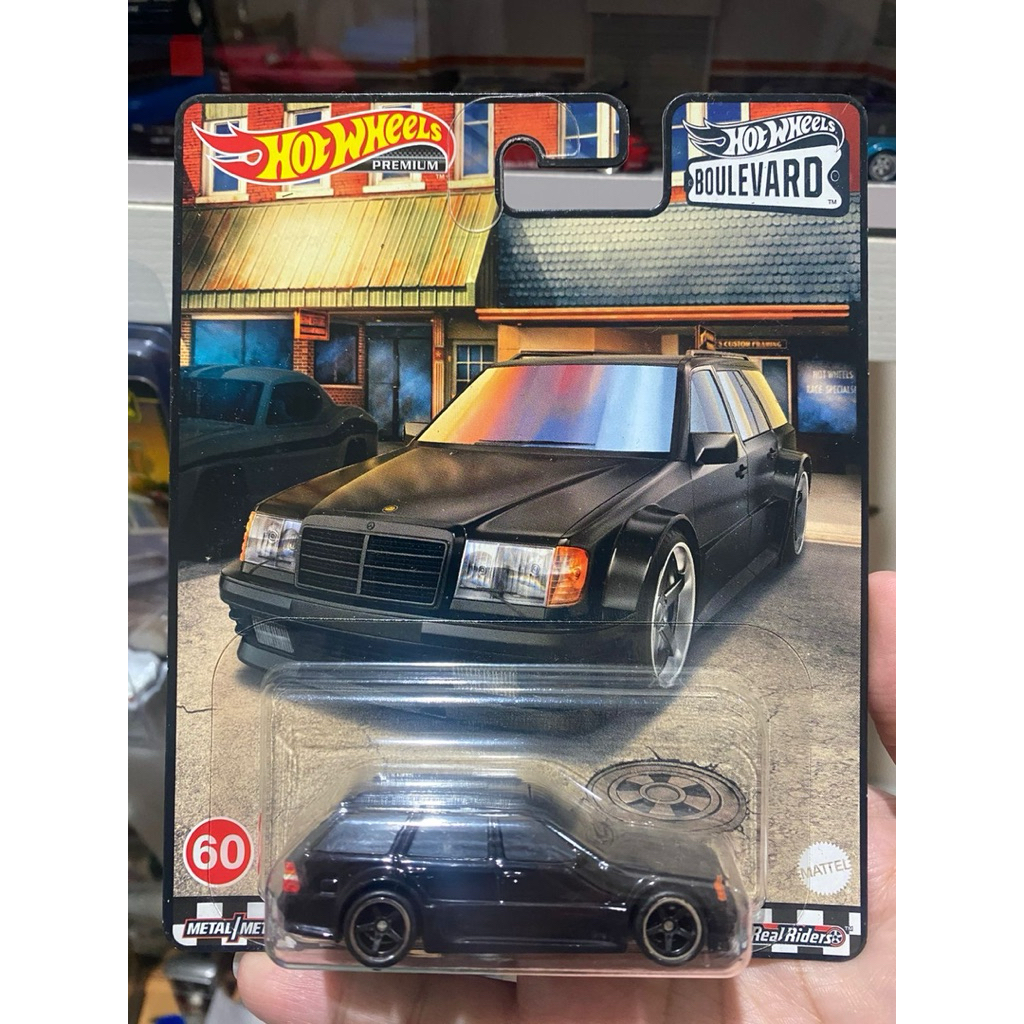 Hot wheels boulevard mercedes E36