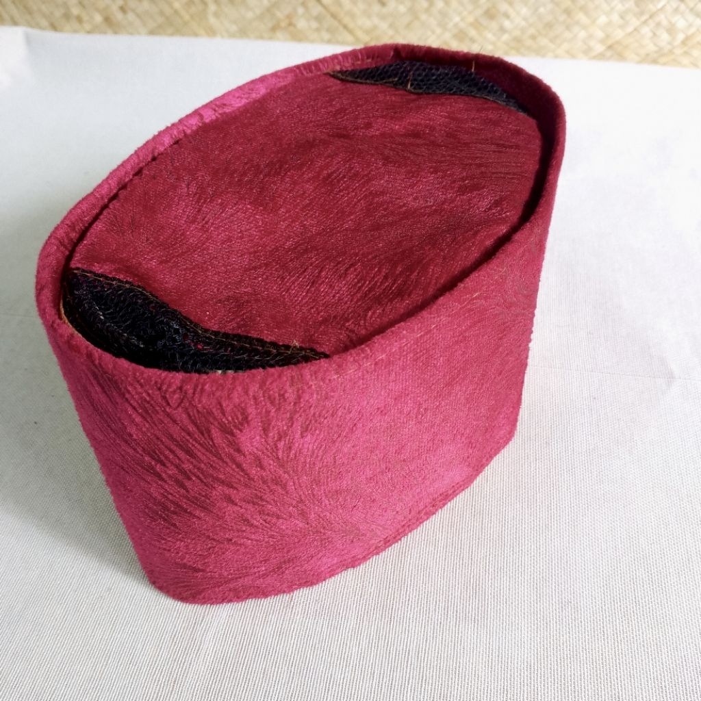 Peci Premium Motif Bulu Kucing Merah AC Songkok Premium