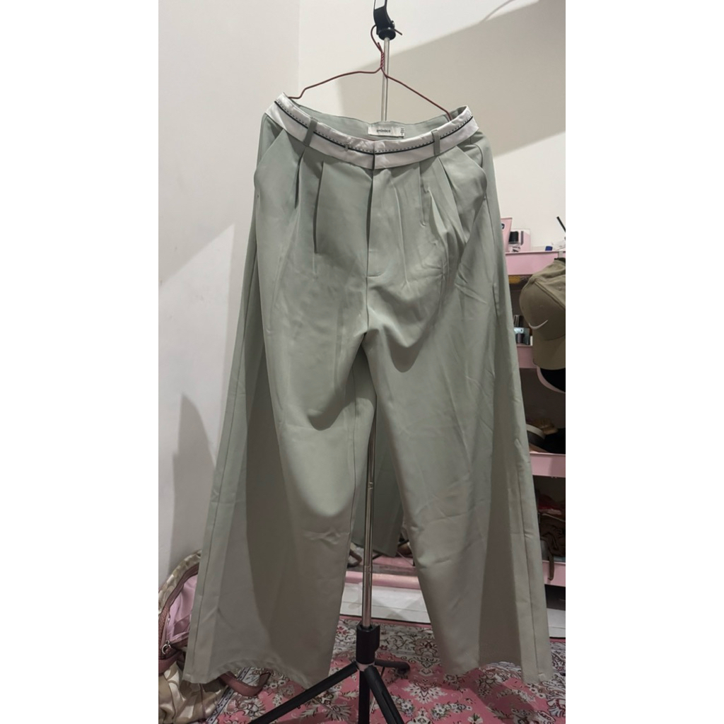 preloved 3mongkis pants
