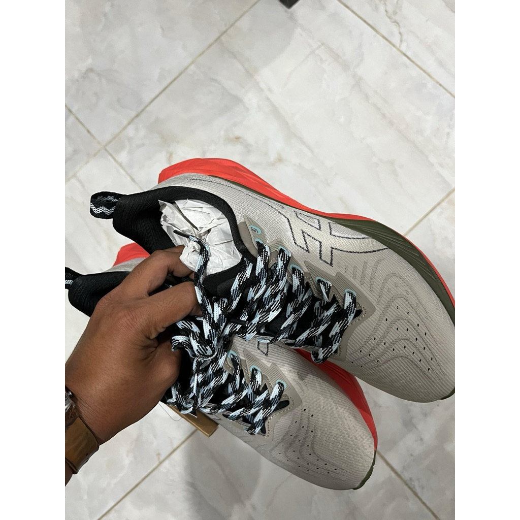 Asics Novablast 4