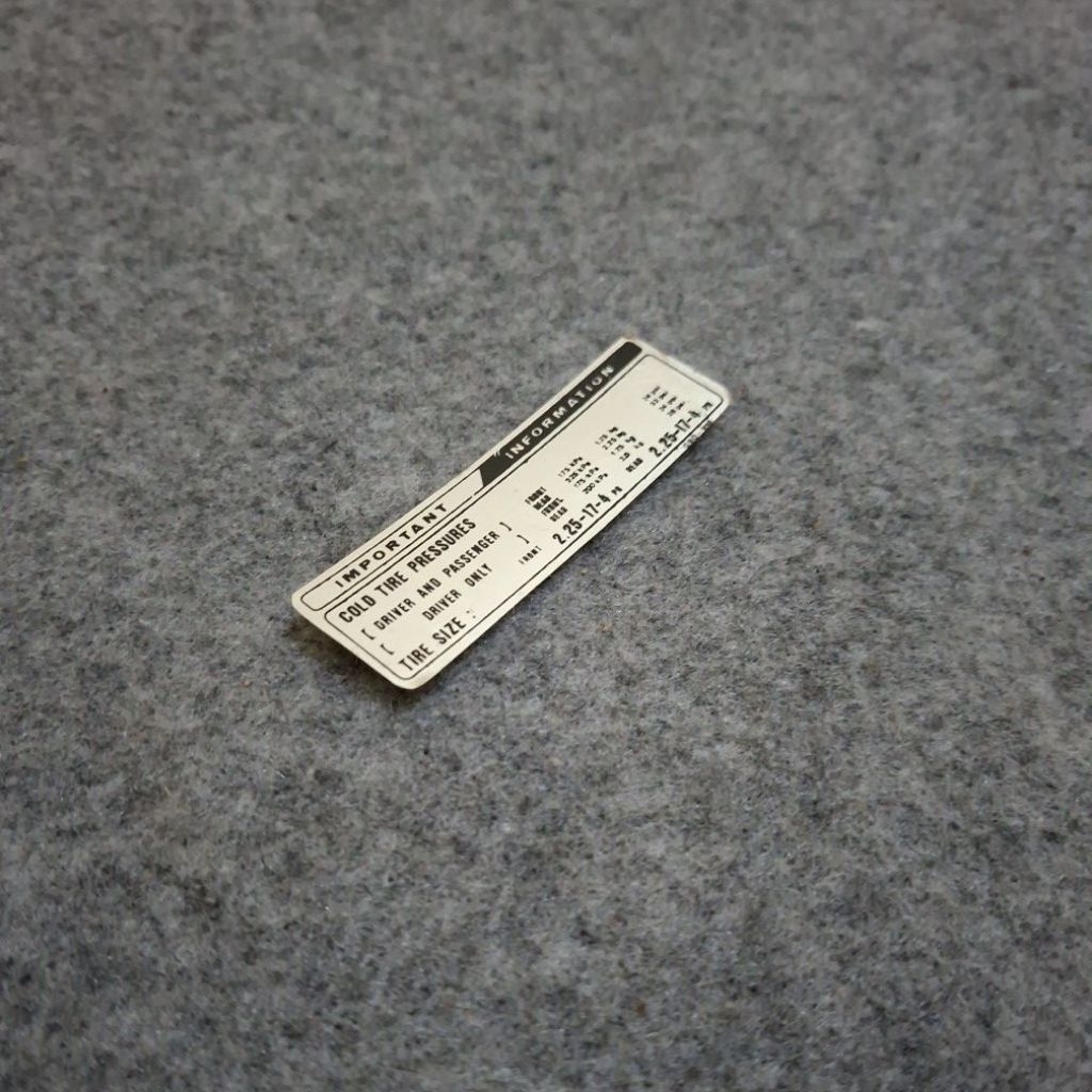 Striping Sticker Stiker Detail Important Information Keterangan  Ketengkas Tutup Rantai ASTREA800 C7