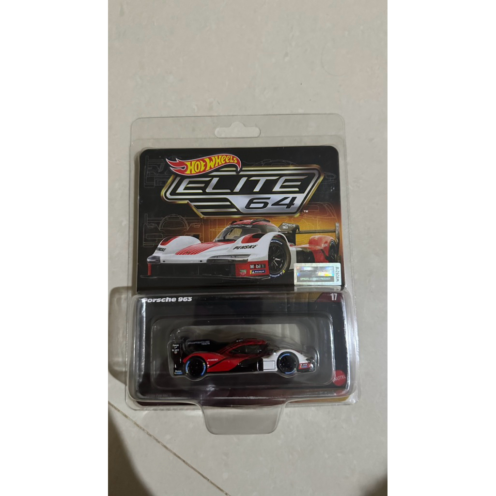 Hotwheels Elite 64 porsche 963