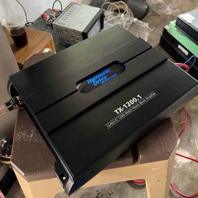 monoblok Harmonic Drive Technologies TX-1200.1.  Tipe: Amplifier Monoblok Kelas-D