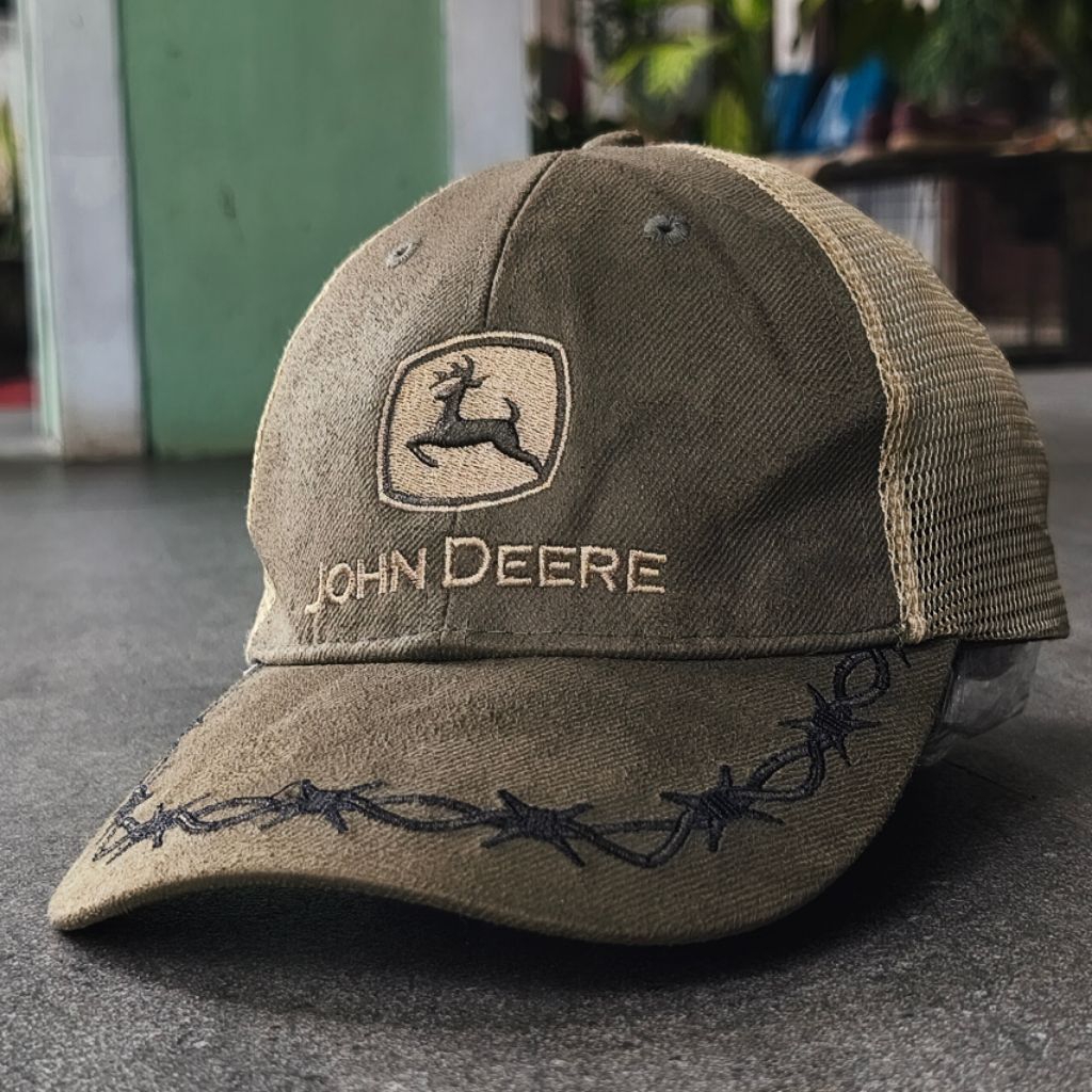 Topi John Deere Oil Skin Trucker Adjustable Hat - Olive Used Good Condition