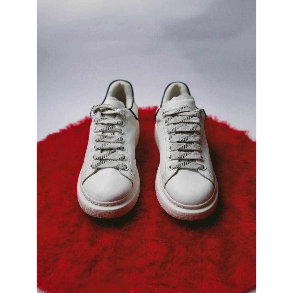 Sepatu Alexander MCQueen Putih wanita Ukuran 41