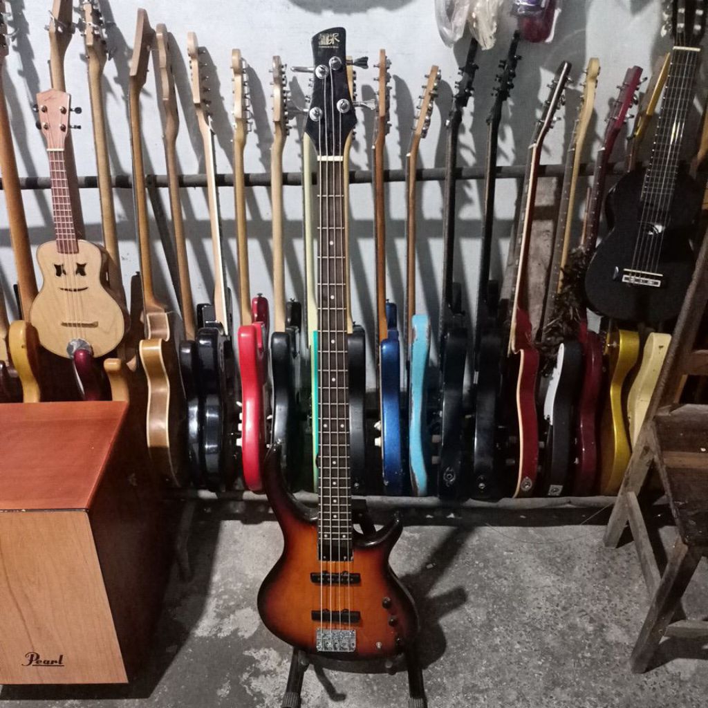 bass Ibanez soudgear