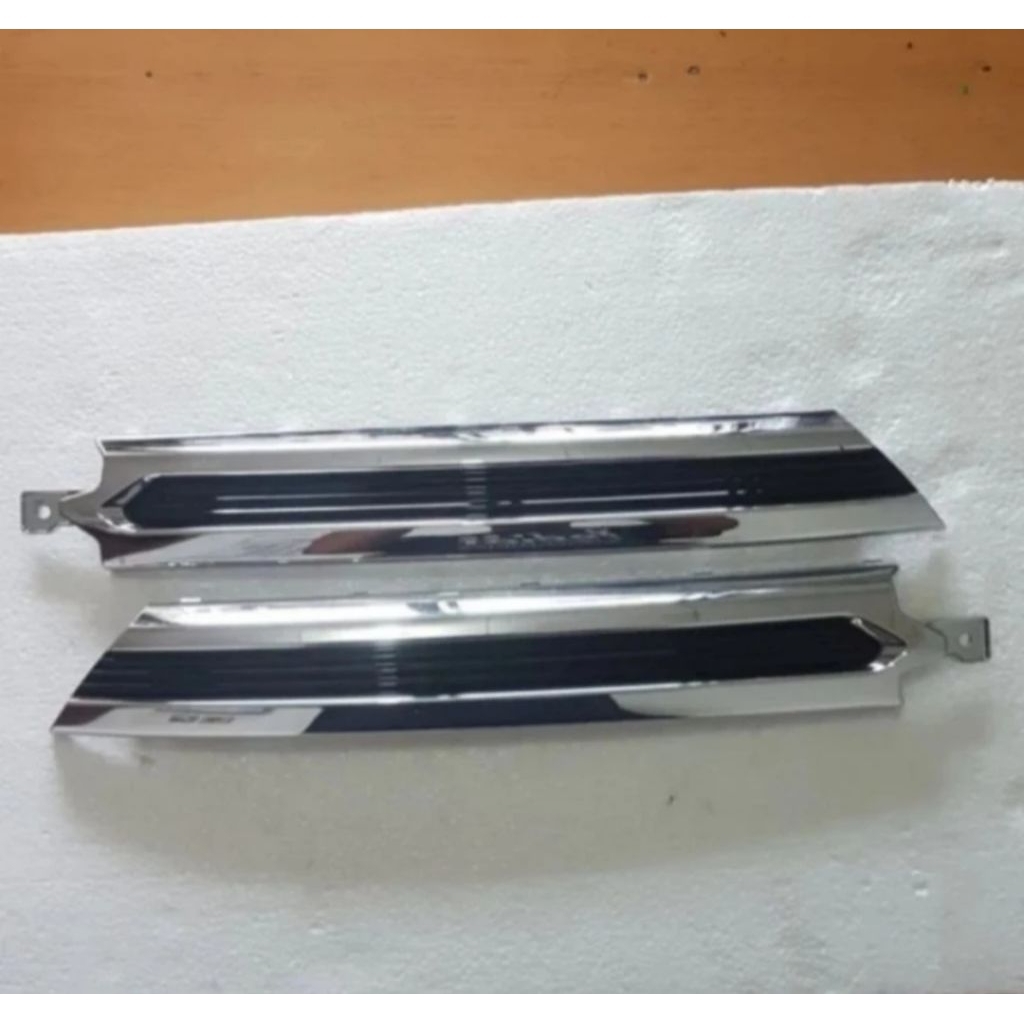List Gril Bumper depan Suzuki XL7.