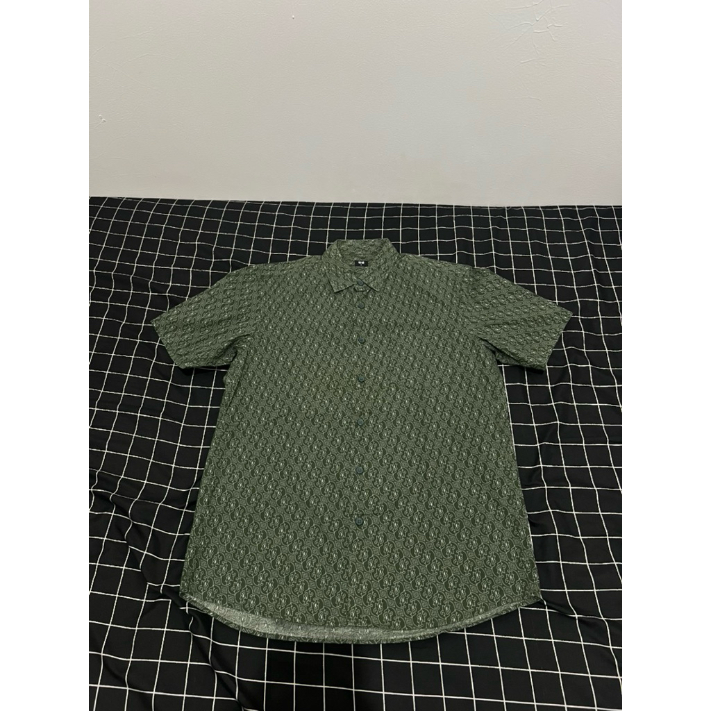 Uniqlo Green Batik Shirt
