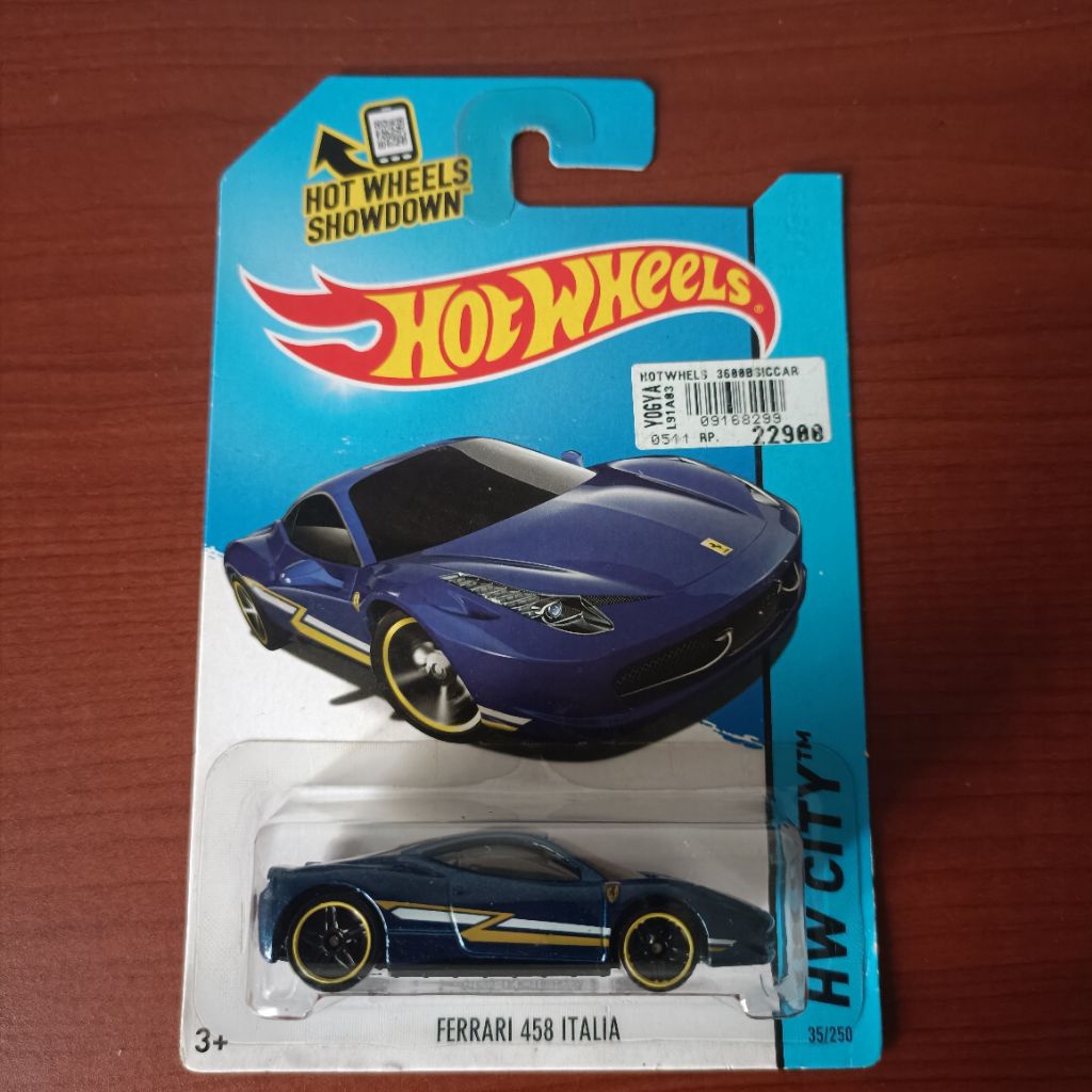 Hot Wheels FERRARI 458 ITALIA