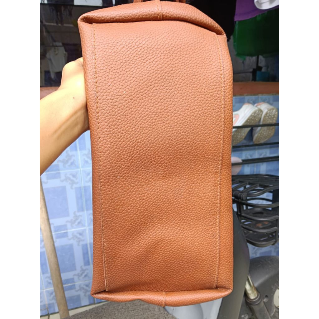 tas Totebag wanita kulit preloved/pl