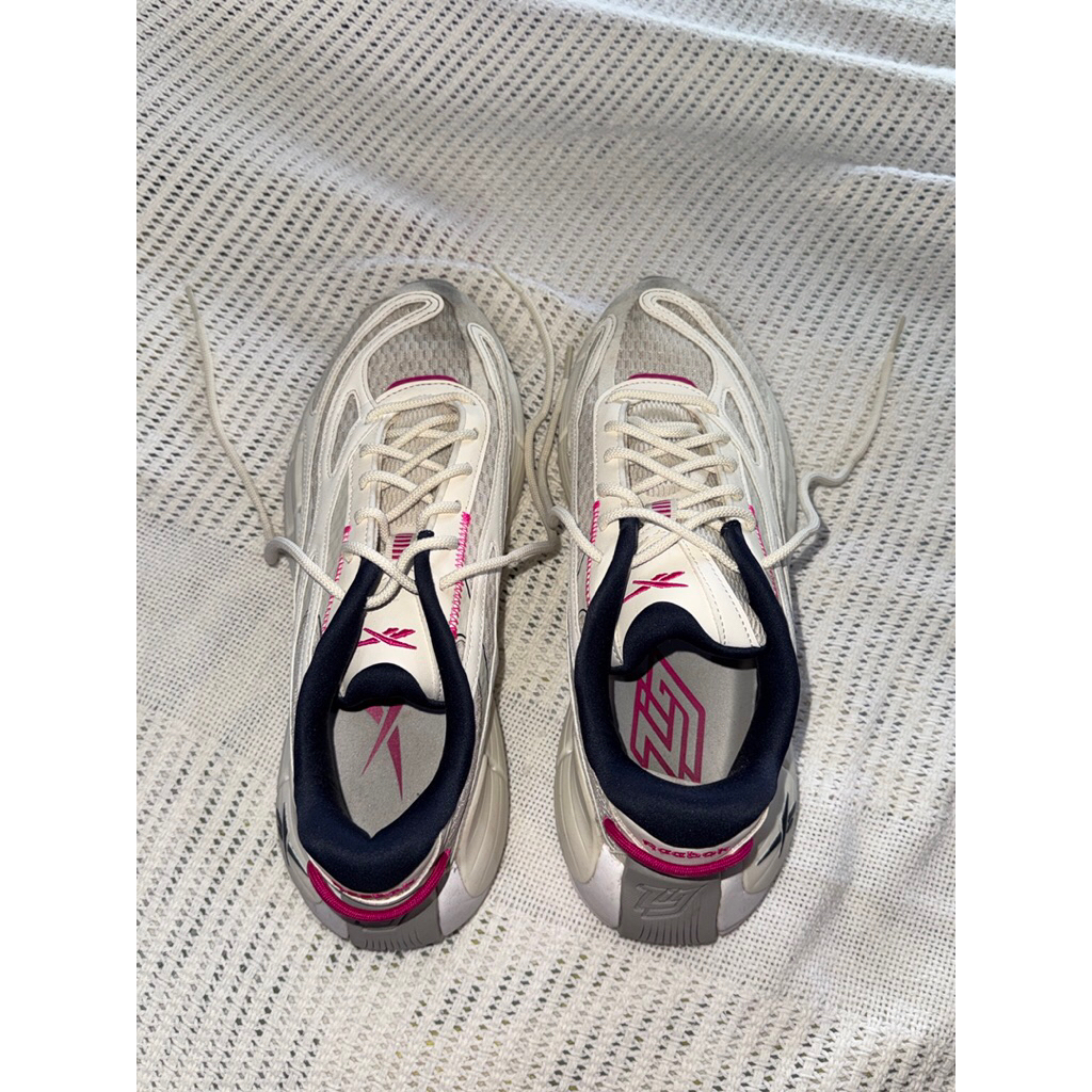 Running Shoes Reebok Wanita