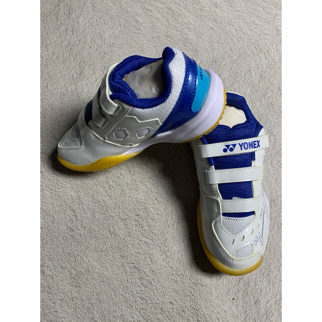 Sepatu Yonex Power cushion 101 Jr