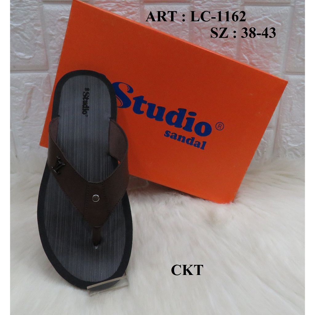 SANDAL KULIT PRIA MEREK STUDIO ART LC-1162 PRICE RP 338.900 BRAND ORIGINAL