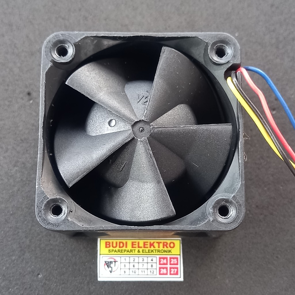 KIPAS FAN HIGH SPEED 4X4 DC 12V AVC (48A) TEBAL 2.8CM