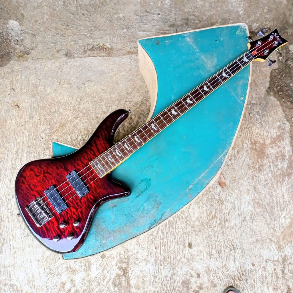 schecter stiletto extreme 4 GEN IIbass active 4senar