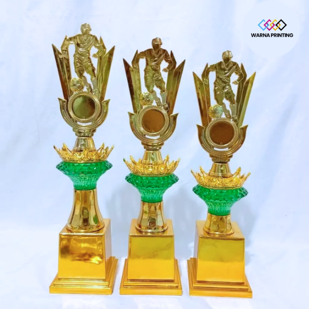 PIALA SEPAK BOLA TERBARU SATUAN DAN SET (KODE B2) TINGGI 40 - 44 CM | TATAKAN EMAS