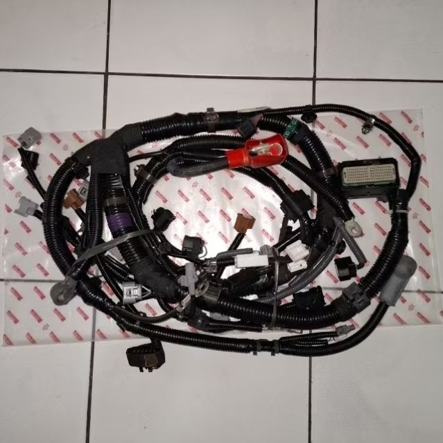 Kabel body 82121-BZK70 DAIHATSU GRAND MAX. ORIGINAL
