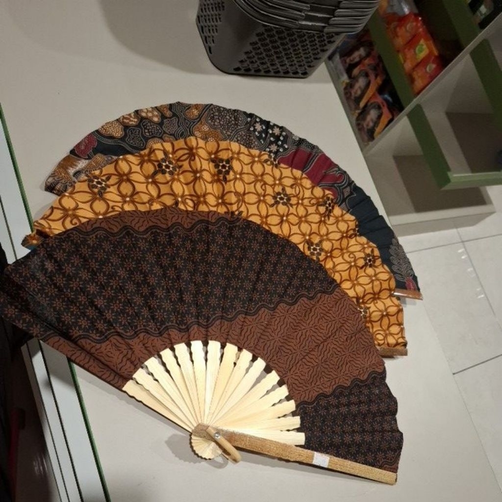 Kipas Tangan Lipat Batik Jumbo