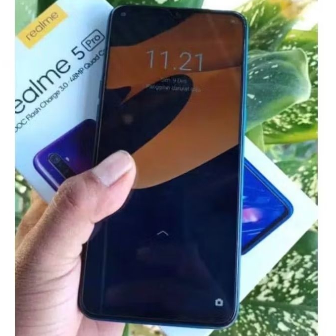 REALME 5 PRO 8/128 SECOND BEKAS GARANSI RESMI