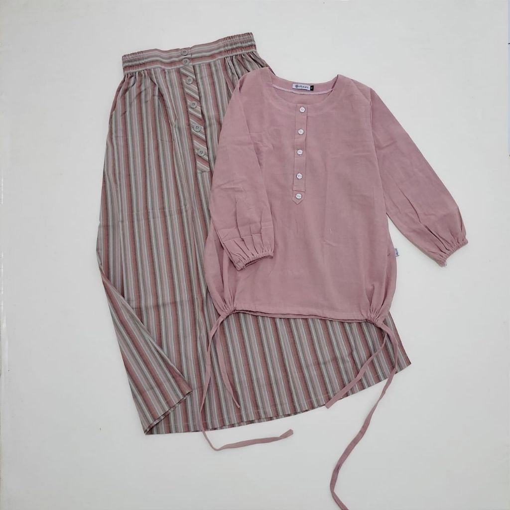 blouse+ rok allyzzia