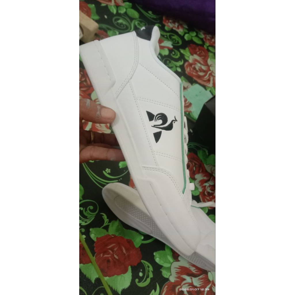 sepatu casual le coq sportif original